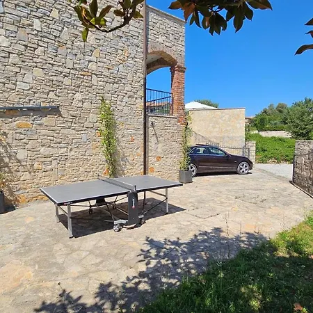 Villa Crogo Avena *
