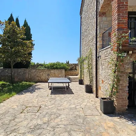 Villa Crogo Avena Barat (Porec)