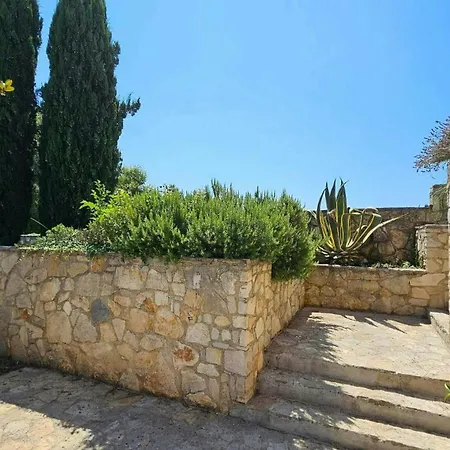 Villa Crogo Avena